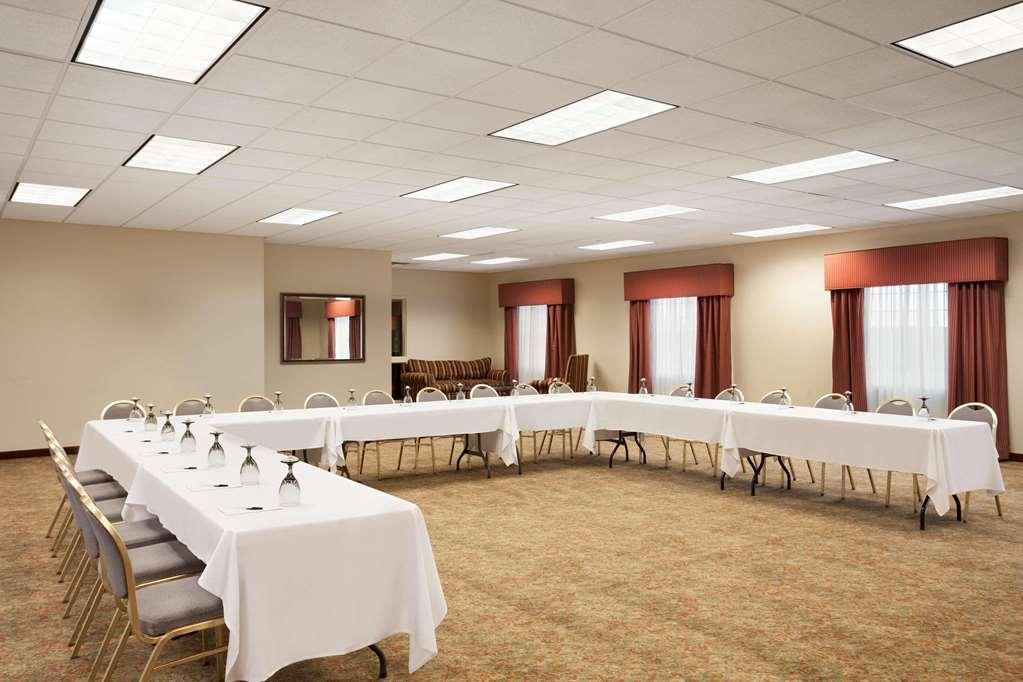 Country Inn & Suites By Radisson, Manchester Airport, Nh Bedford Facilities photo